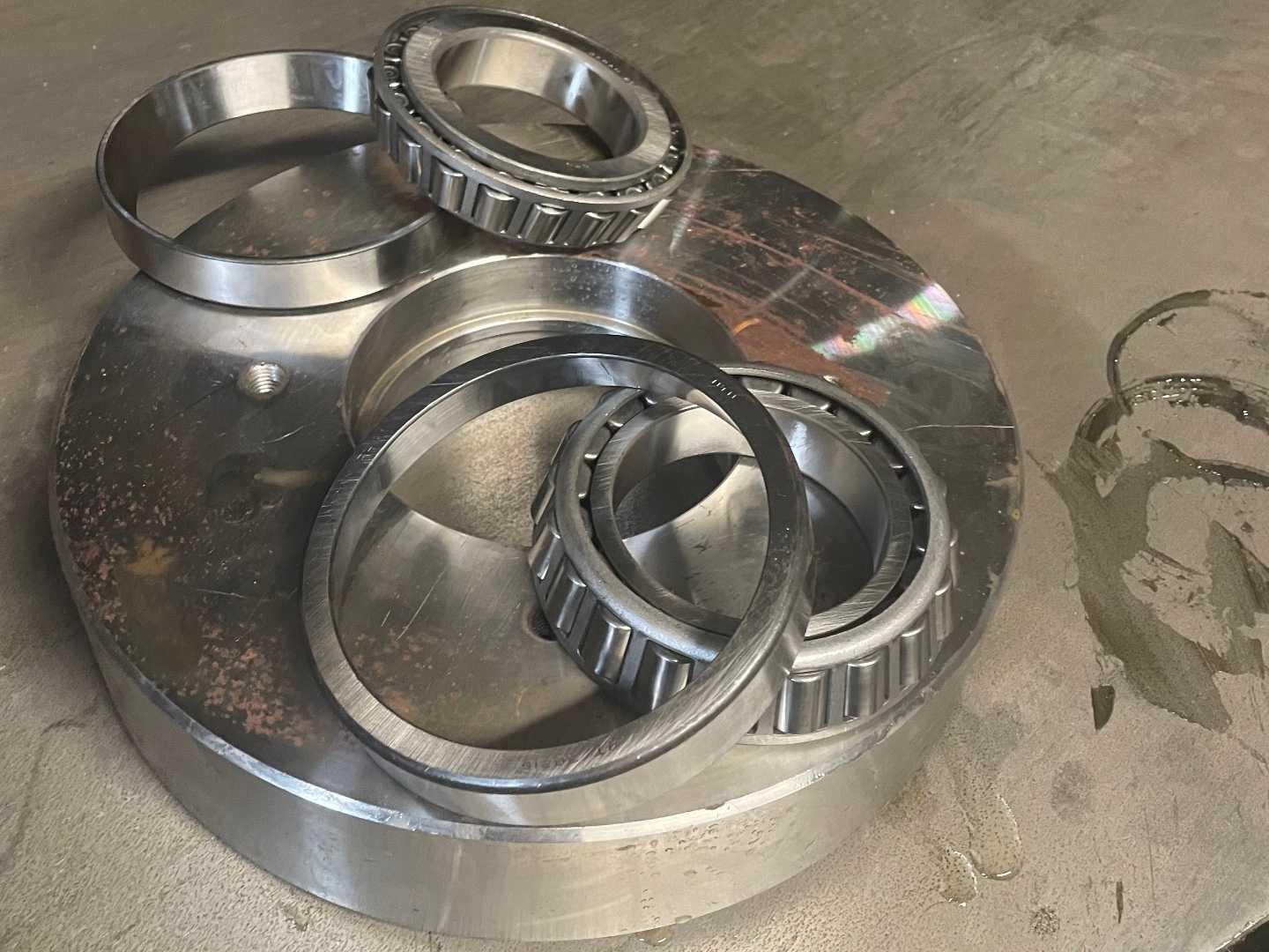 Trommel thrust wheel replacement